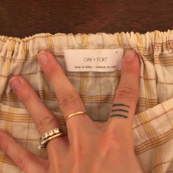 Oak + Fort Ruffle Crop Top - Picture 4 of 4